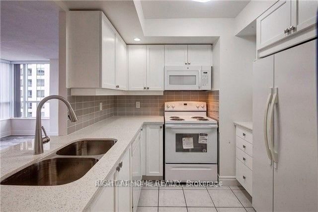 711 - 5 Northtown Way, Toronto, M2N 7A1 | Image 3