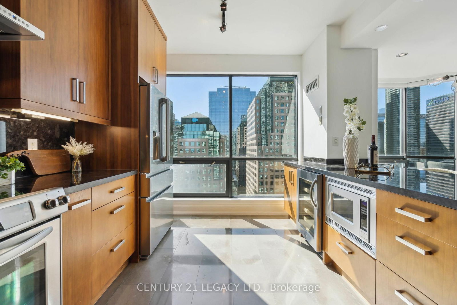 Condo for sale at 2309-10 Queens Quay, Toronto, Waterfront Communities C1, M5J 2R9 - MLS: C12027624