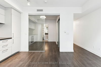 Unit 1506 — 188 Cumberland St, Toronto - Annex image-0-4