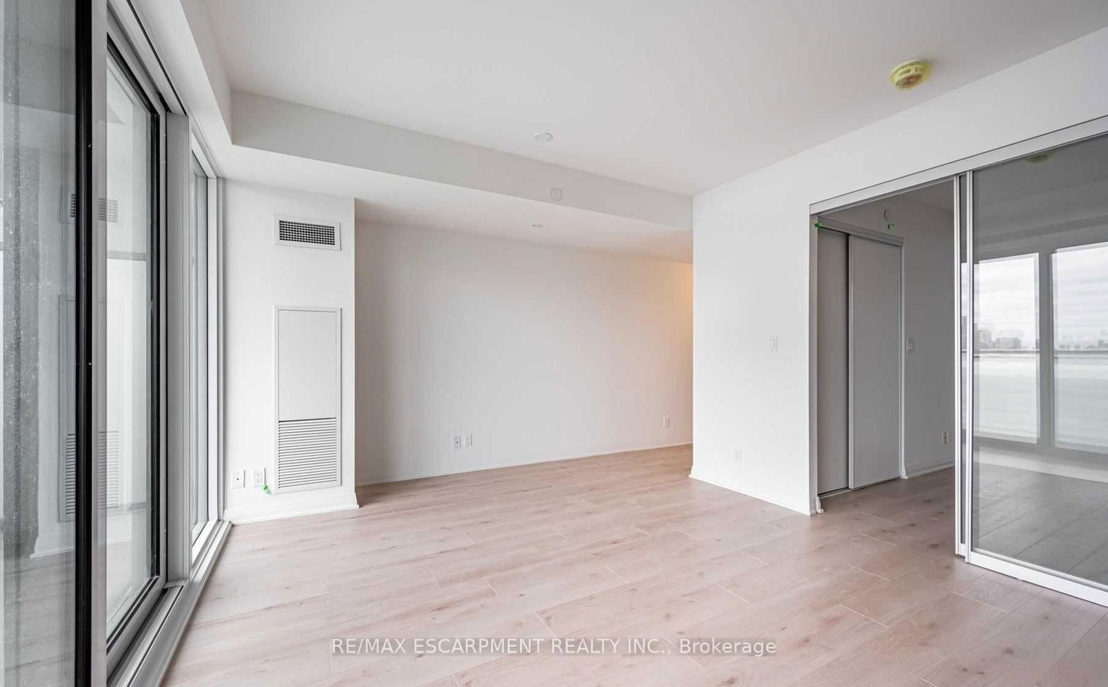 Condo for sale at 1107-99 Foxbar Road, Toronto, Yonge-St. Clair, M4V 0B2 - MLS: C12028277