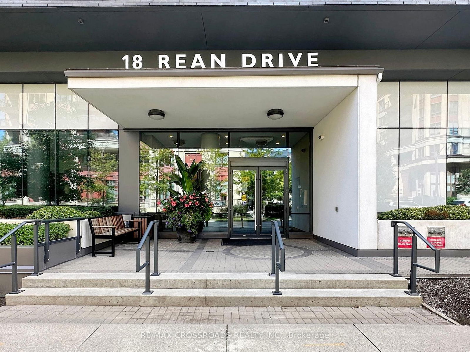 Condo for lease at 224-18 Rean Drive, Toronto, Bayview Village, M2K 0C7 - MLS: C12028966