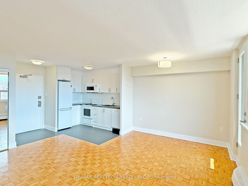 home for lease on 703-1500 Bathurst Street