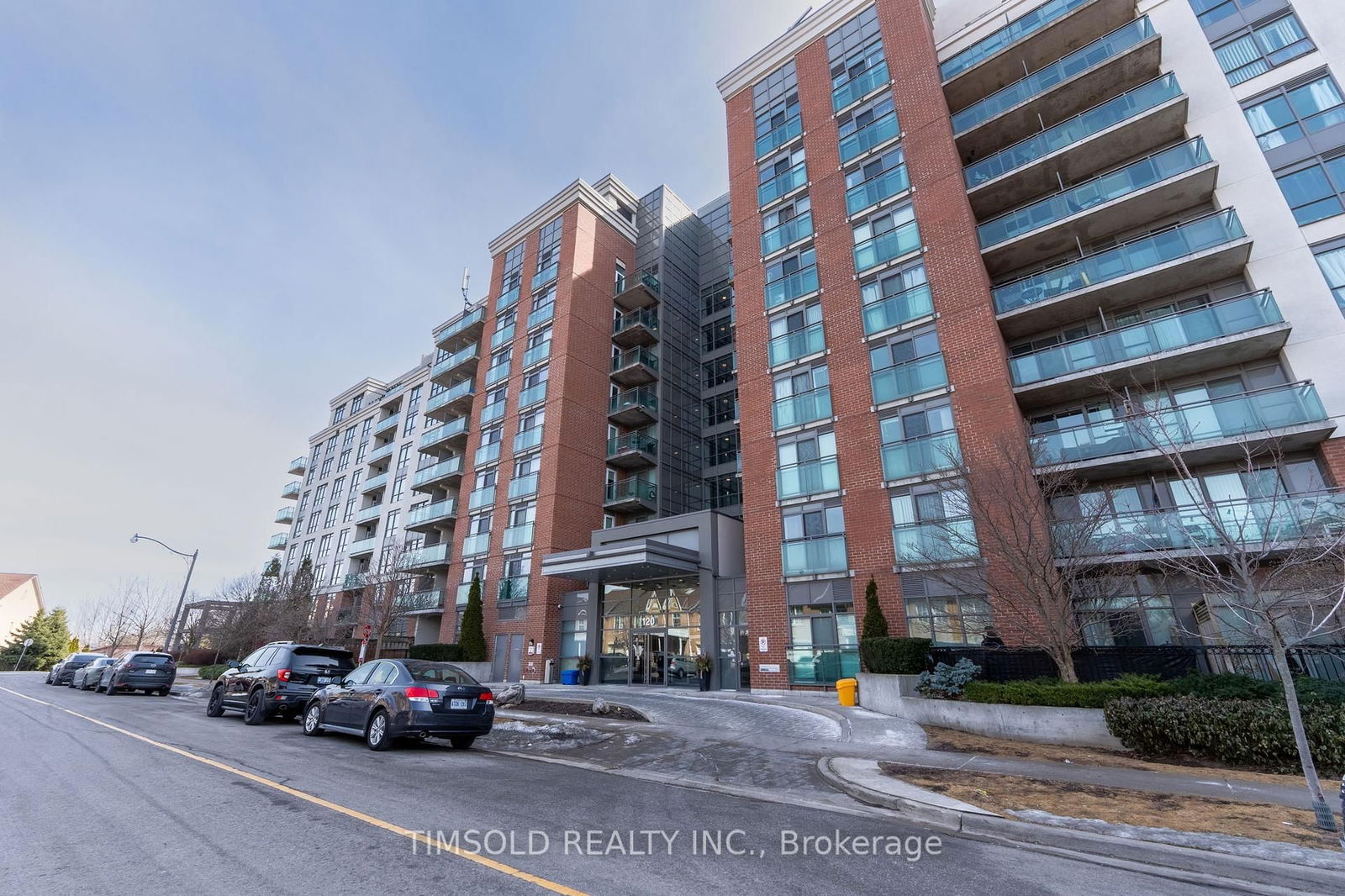 Condo for sale at 102-120 Dallimore Circle, Toronto, Banbury-Don Mills, M3C 4J1 - MLS: C12031563