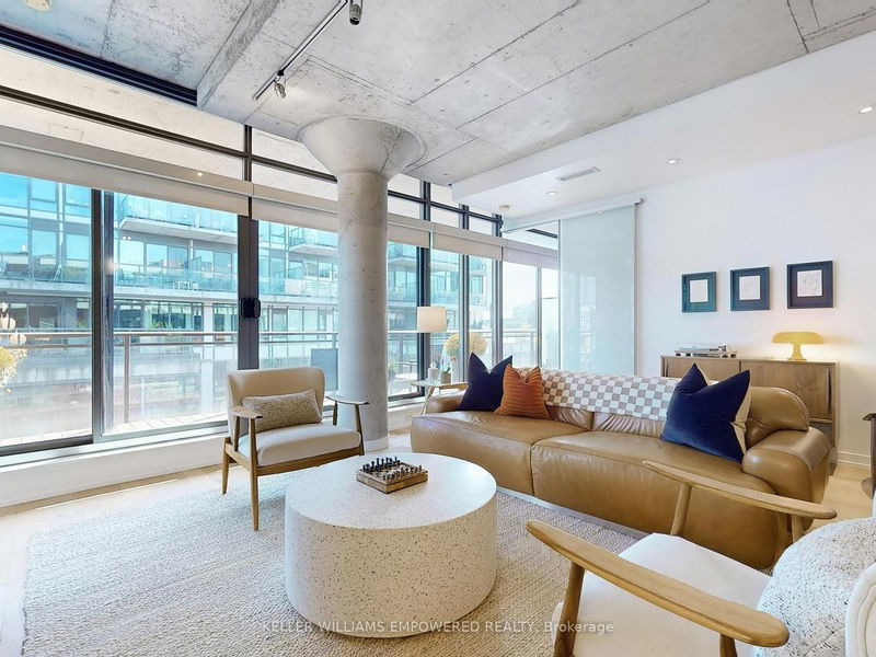 home for lease on 904-10 Morrison Street