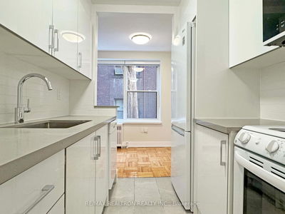 Unit 109 — 1545 Bathurst St, Toronto - Humewood-Cedarvale image-0-2
