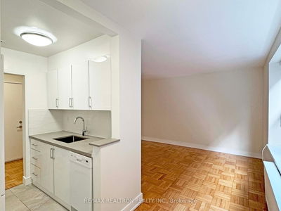 Unit 109 — 1545 Bathurst St, Toronto - Humewood-Cedarvale image-0-3