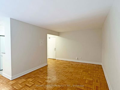Unit 109 — 1545 Bathurst St, Toronto - Humewood-Cedarvale image-0-4