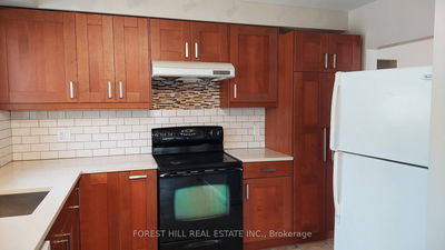 17 TILLPLAIN Rd, Toronto - Bathurst Manor image-0-3