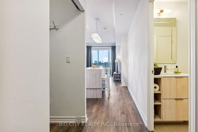 1004 - 50 Forest Manor Road, North York | Leased, C12033949 | Condos.ca