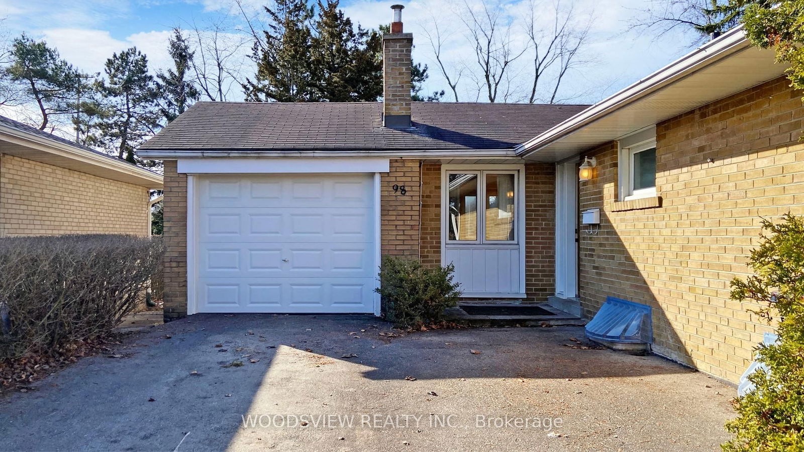 Detached House for sale at 98 Wigmore Drive, Toronto, Victoria Village, M4A 2E8 - MLS: C12034358