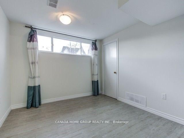 Lower Level leased at 178 waterloo Avenue, Toronto, Bathurst Manor, M3H 3Z1 - MLS: C12034447