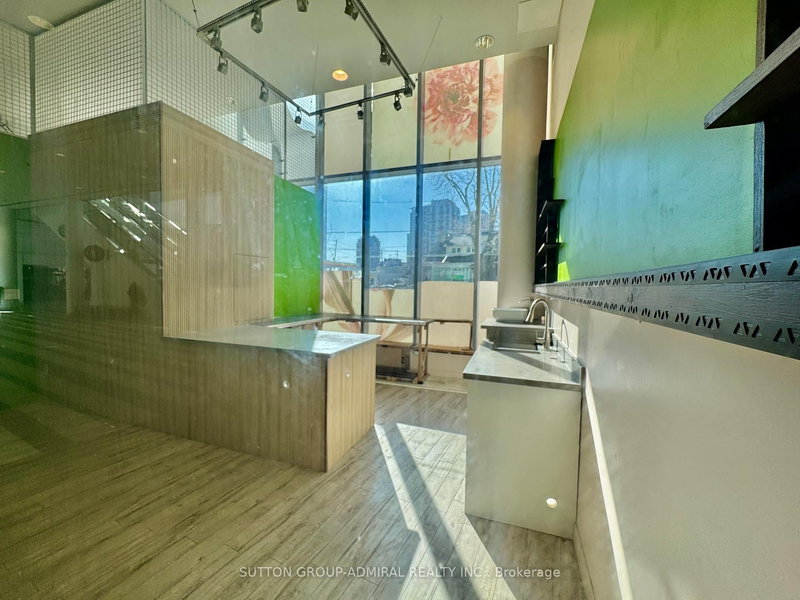 122 - 4750 Yonge St, Toronto, M2N 5M6 | Image 3