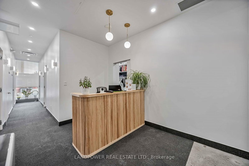 220-221 - 15 Wellesley St W, Toronto, M4Y 0G7 | Image 2