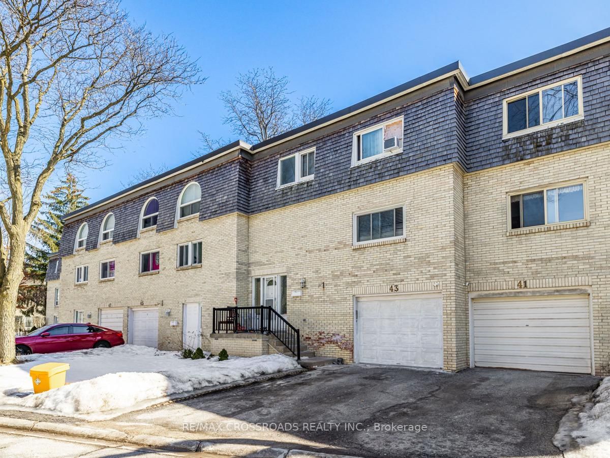 Townhouse for sale at 70-43 Courville Coachway Way, Toronto, Pleasant View, M2J 3V6 - MLS: C12035366