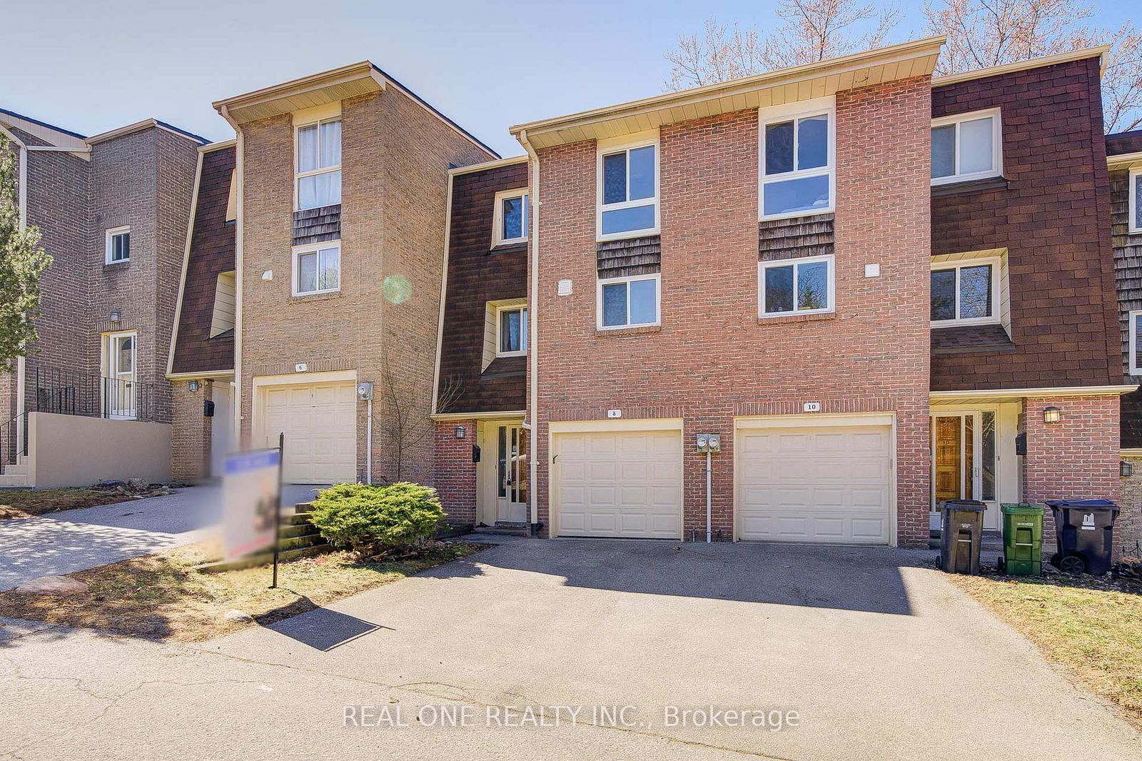 Townhouse for sale at 8RC-8 Rusty Crest Way, Toronto, Don Valley Village, M2J 2Y4 - MLS: C12035819