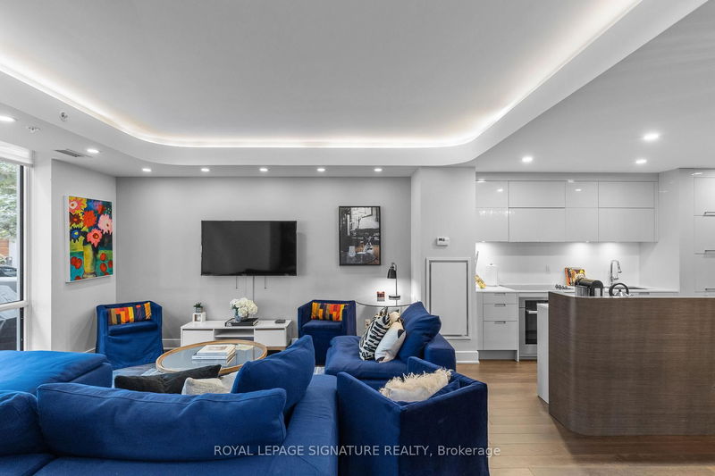 Unit TH20 — 30 Nelson St, Toronto - Waterfront Communities C1 image-0-0
