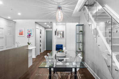 Unit TH20 — 30 Nelson St, Toronto - Waterfront Communities C1 image-0-4