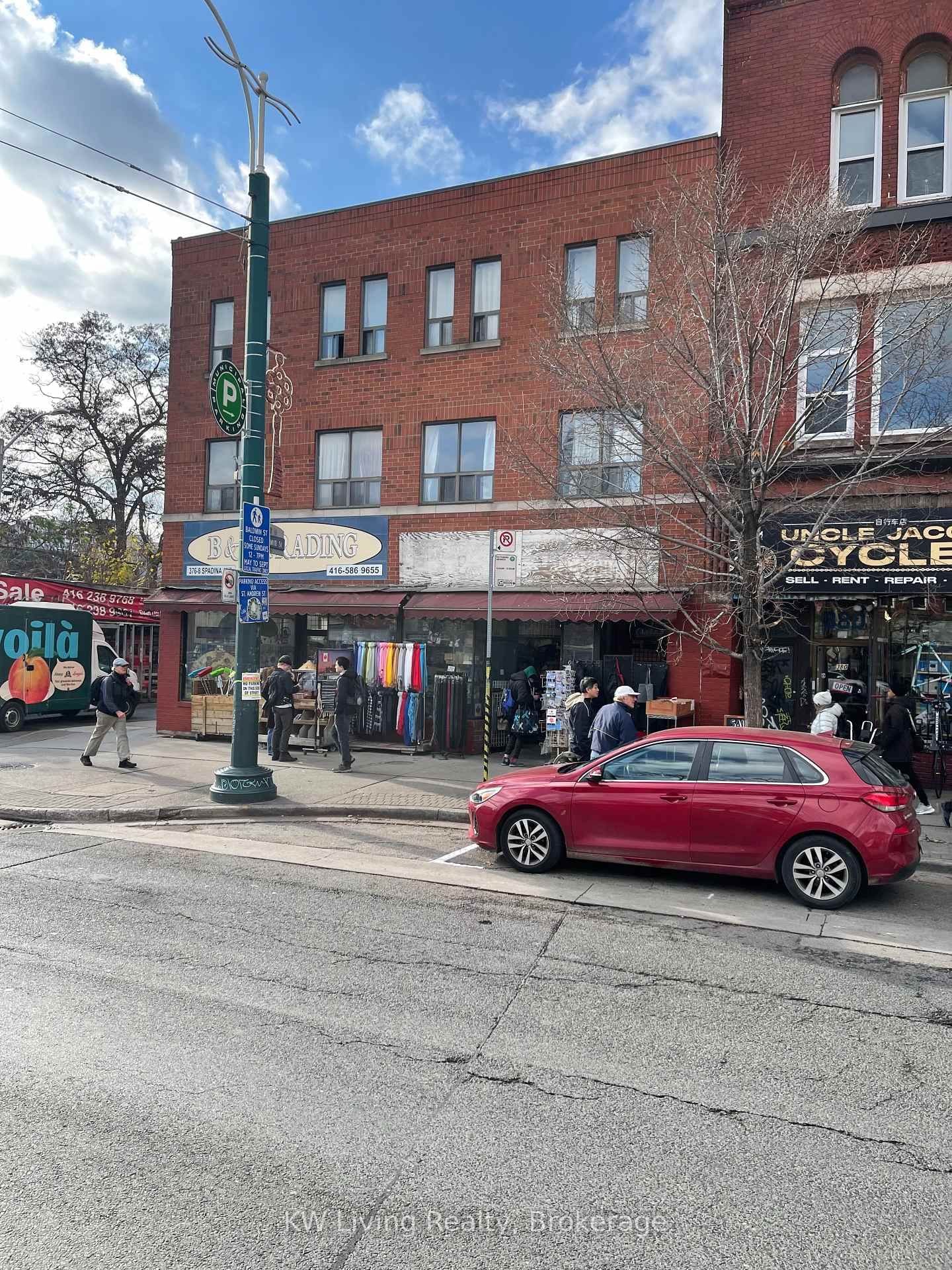 376-378 Spadina Avenue