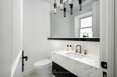 23 Douglas Dr, Toronto - Rosedale-Moore Park image-0-3
