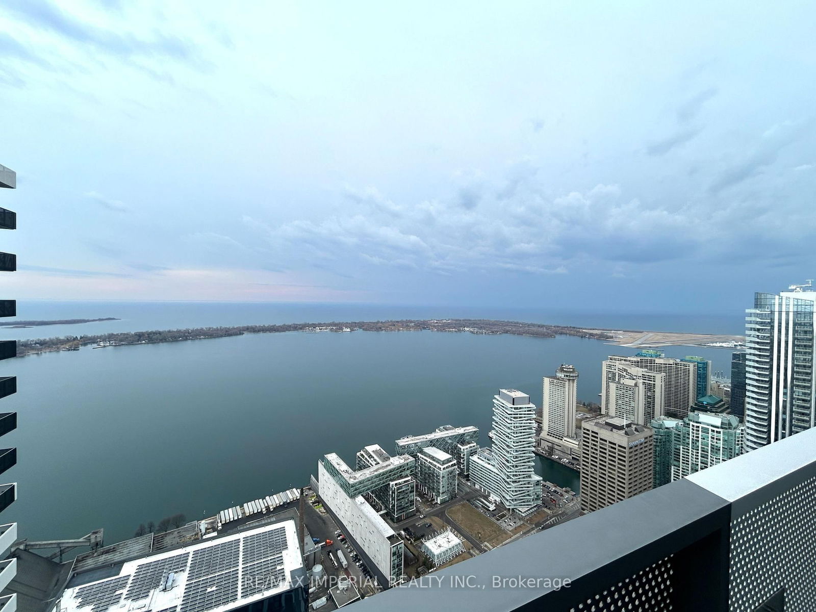 Condo for lease at 7609-55 Cooper Street, Toronto, Waterfront Communities C8, M5E 0G1 - MLS: C12037968