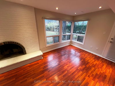 9 Lofty Hill Way, Toronto - Hillcrest Village image-0-2