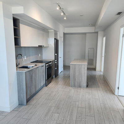 Unit 1015 — 31 Tippett Rd, Toronto - Clanton Park image-0-2