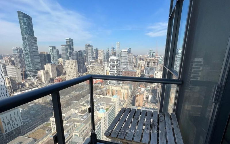 home for lease on 3909-159 Dundas Street E