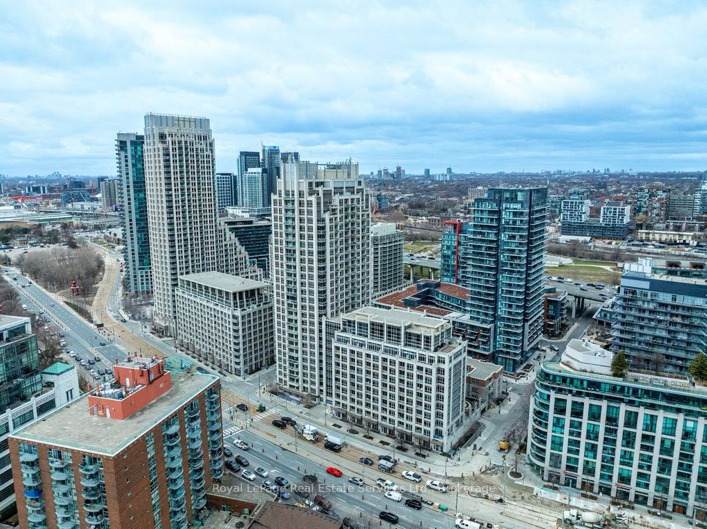 Condo sold at 612-21 Grand Magazine Street, Toronto, Niagara, M5V 1B5 - MLS: C12042876