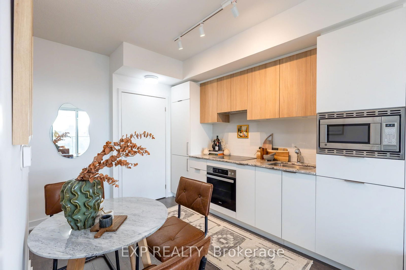 Condo sold at 1124-20 O'Neill Road, Toronto, Banbury-Don Mills, M3C 0R2 - MLS: C12043043