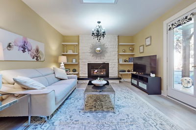 237 Old Yonge St, Toronto - St. Andrew-Windfields image-0-2