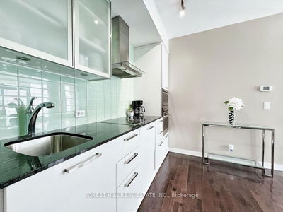 Unit 6005 — 14 York St, Toronto - Waterfront Communities C1 image-0-3