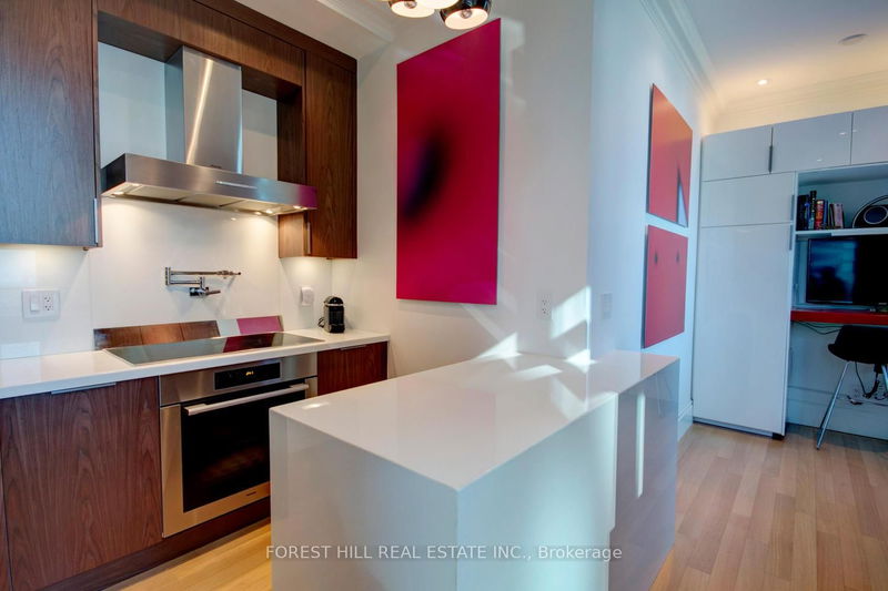 Unit 3904 — 311 Bay St, Toronto - Bay Street Corridor image-0-0