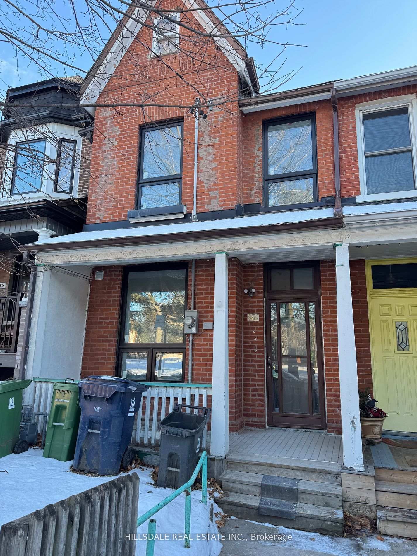 Townhouse leased at Lower Unit-687 Markham Street, Toronto, Annex, M6G 2M2 - MLS: C12044137