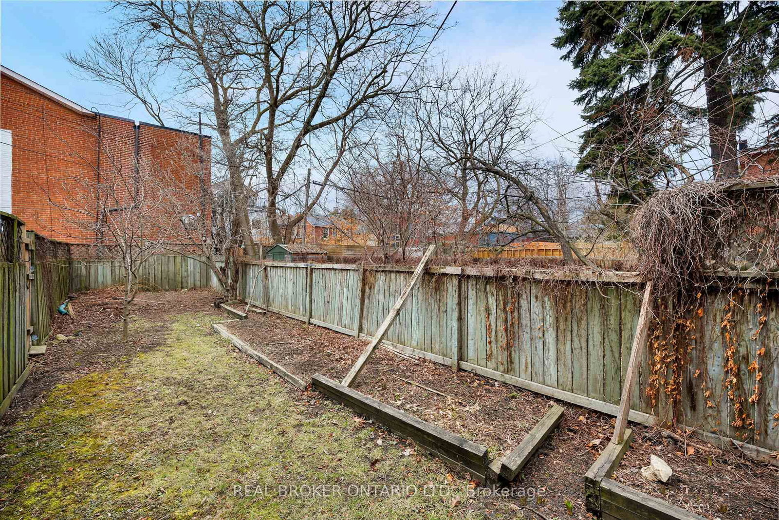 Listing Image 16