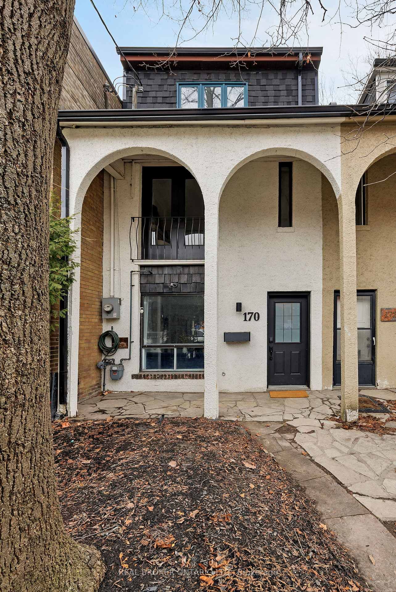 Listing Image 17