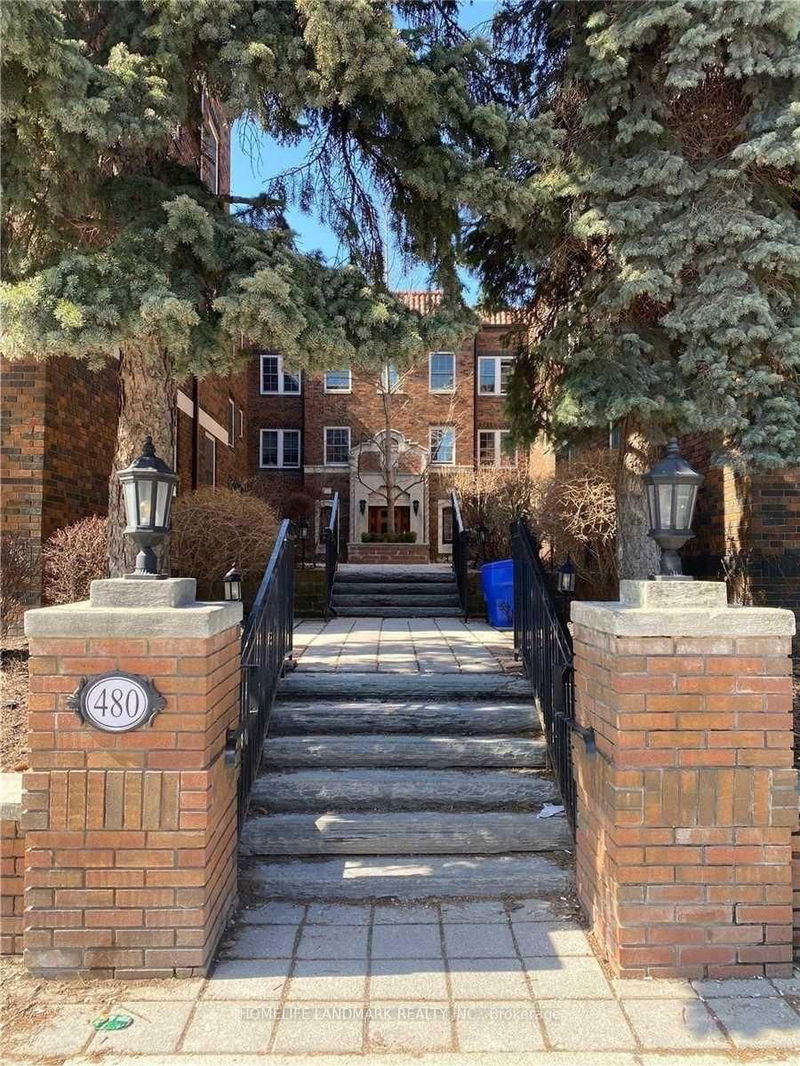 home for lease on 107-480 Oriole Pkwy