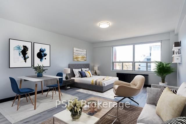 home for lease on 301-600 Eglinton Avenue W