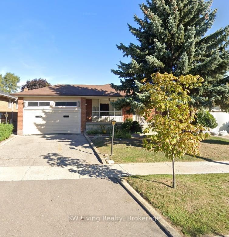 home for lease on BSMT-284 Cocksfield Avenue