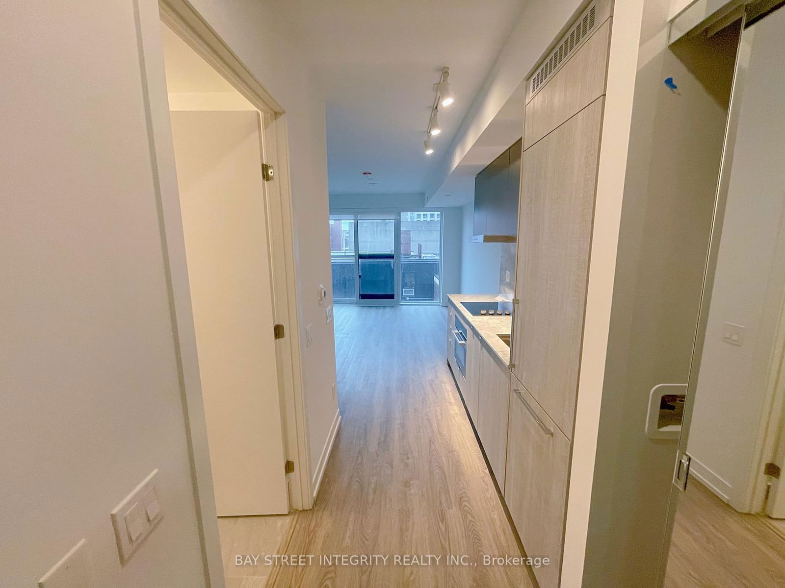 Condo leased at 1510-771 Yonge Street, Toronto, Annex, M4W 0B8 - MLS: C12048314