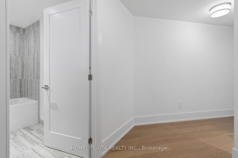 Room2