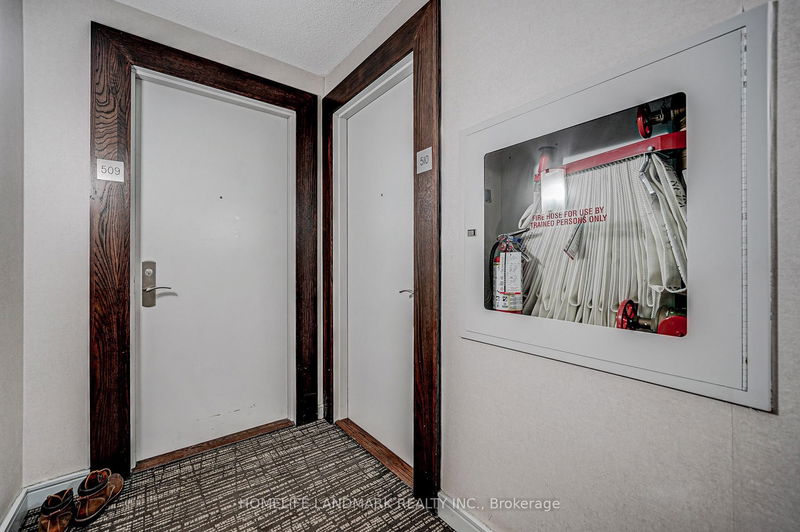 Room1