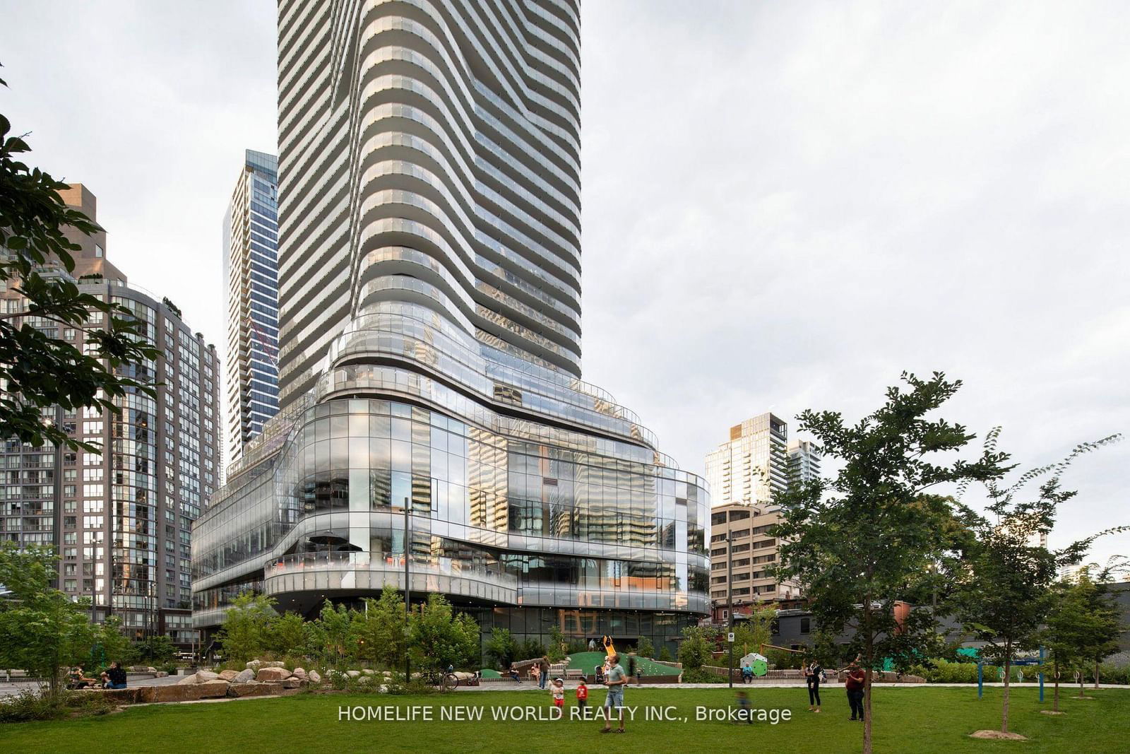 Parking Space leased at 11 Wellesley Street, Toronto, Bay Street Corridor, M4Y 0G4 - MLS: C12049288
