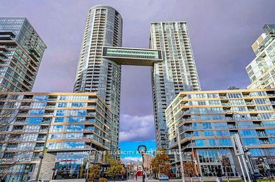 Unit 641 — 15 Iceboat Terr, Toronto - Waterfront Communities C1 image-0-1