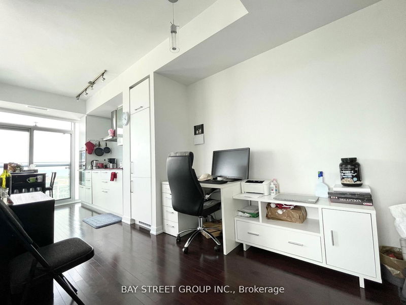 Room2