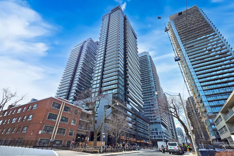 home for lease on 2806-117 Broadway Avenue