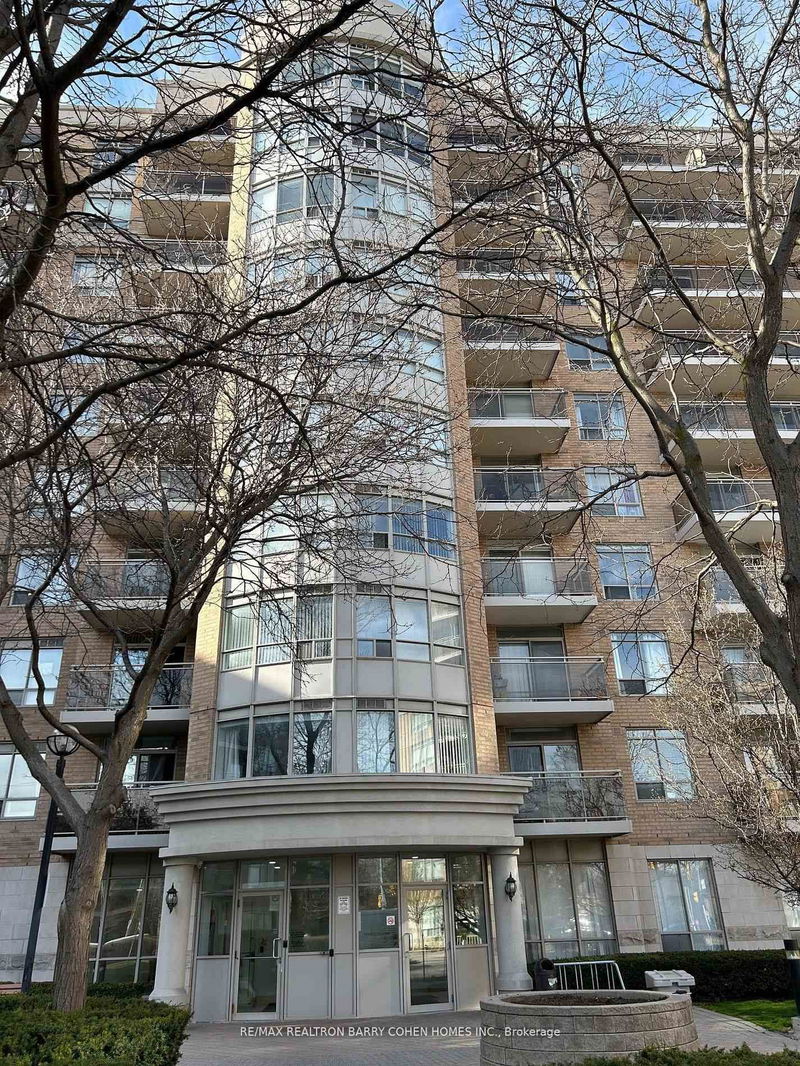 home for lease on 113-650 Lawrence Avenue
