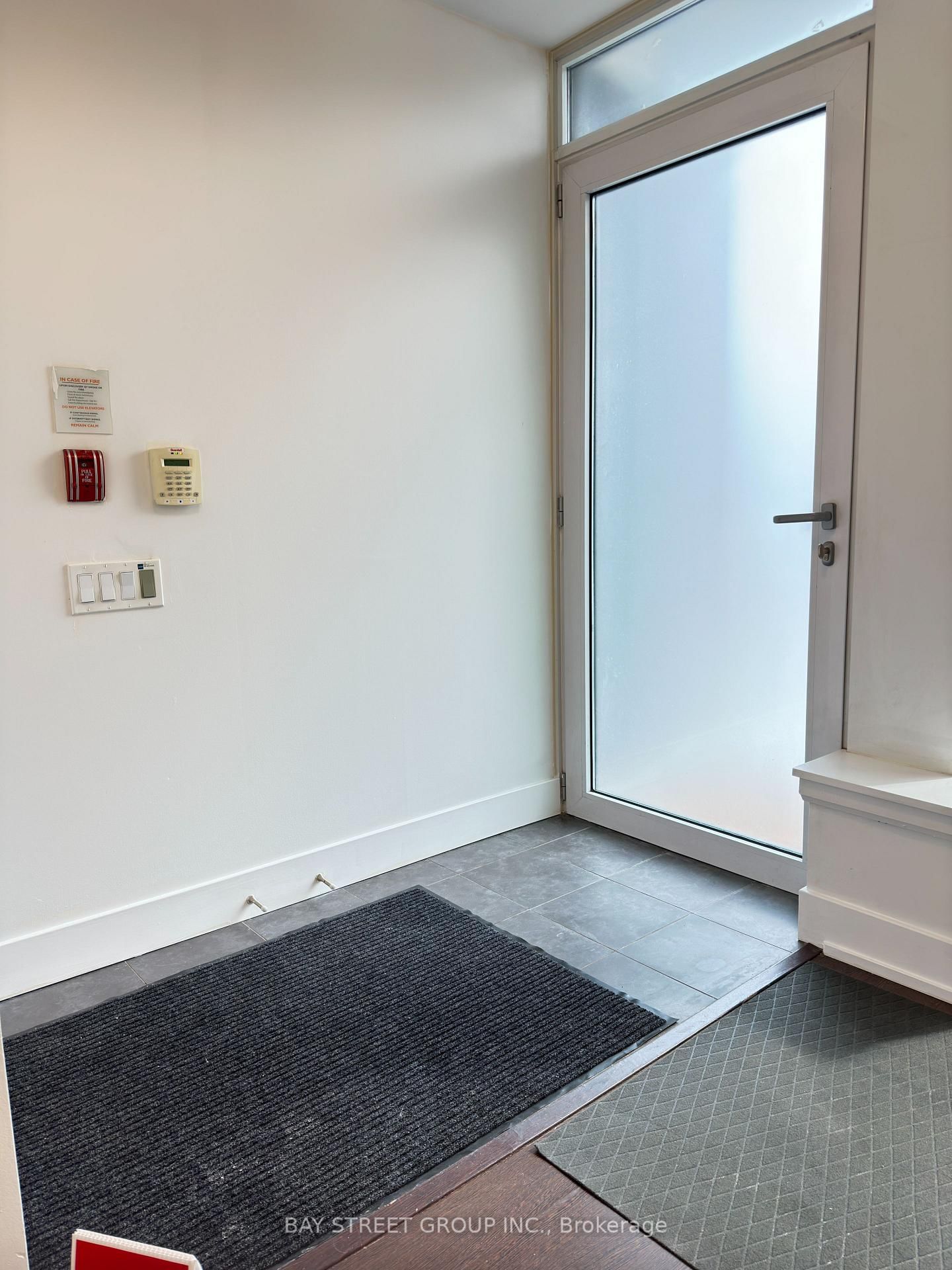 Townhouse for lease at Th14-23 Sheppard Avenue, Toronto, Willowdale East, M2N 0C8 - MLS: C12050640