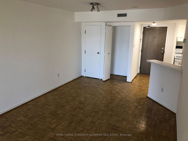 Room1