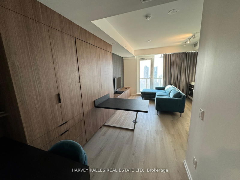 Room2