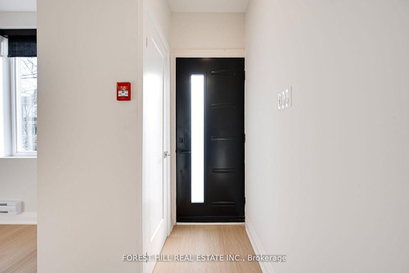 160 Tyrrel Ave, Toronto, M6G 2G7 | Image 3